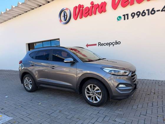 HYUNDAI TUCSON 1.6 16V T-GDI GASOLINA GLS ECOSHIFT HYUNDAI TUCSON 1.6 16V T-GDI GASOLINA GLS ECOSHIFT